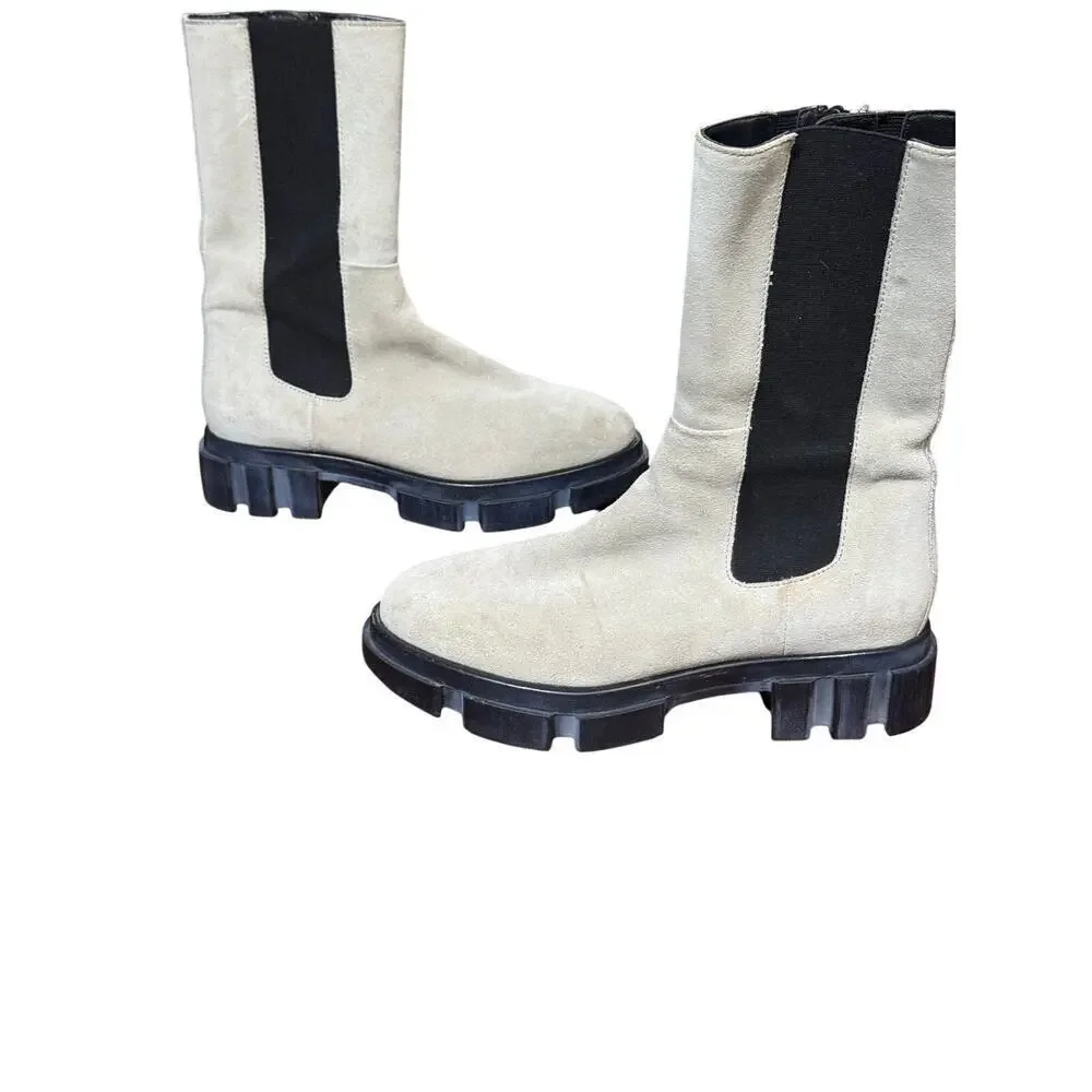 Free People Brooks Lug Sole Chelsea Boot size 38 euro